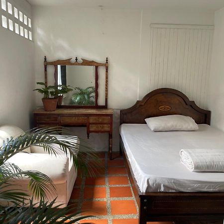 Hostal Casa Las Tias Medellín Eksteriør billede