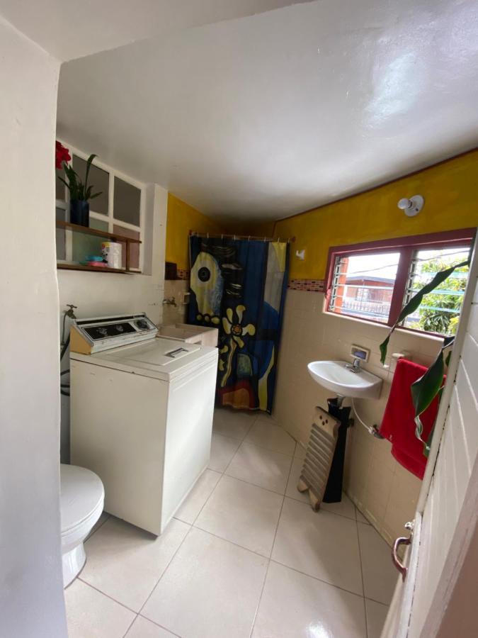 Hostal Casa Las Tias Medellín Eksteriør billede